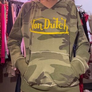 size large von dutch camo v neck hoodie